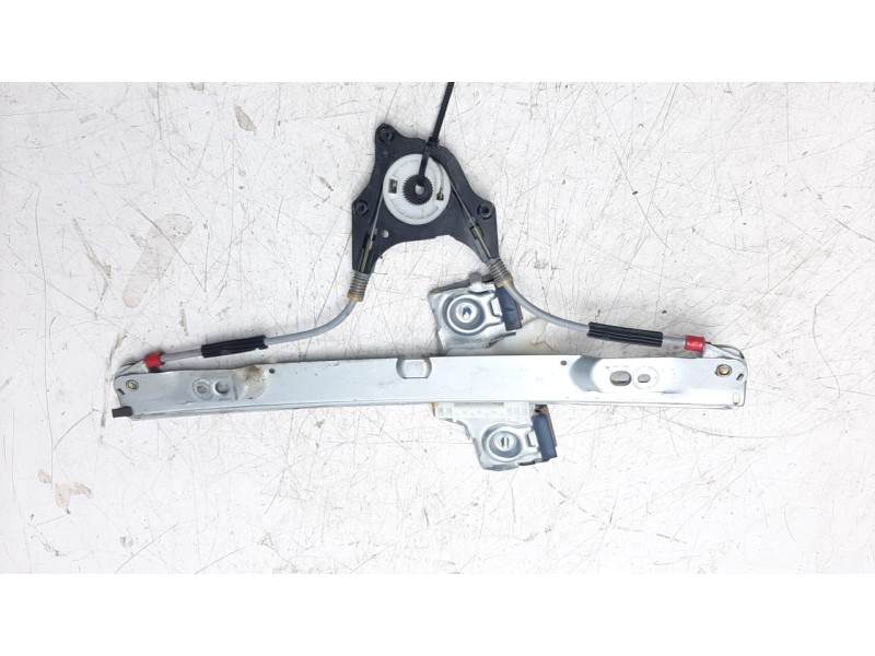 Recambio de elevalunas delantero derecho para ford fiesta (ccn) 1.25 16v cat referencia OEM IAM 8A61A23208AE 106104420 118526