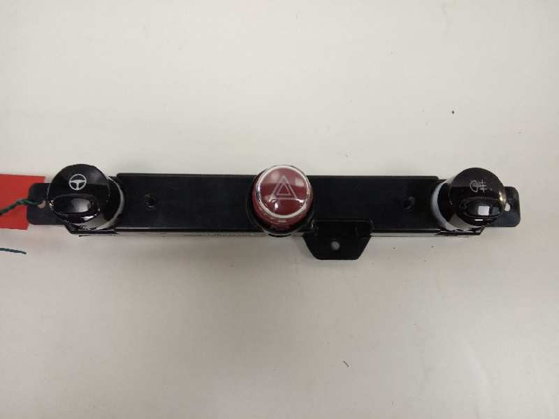 Recambio de warning para fiat nuova 500 (150) pop referencia OEM IAM 735451107  