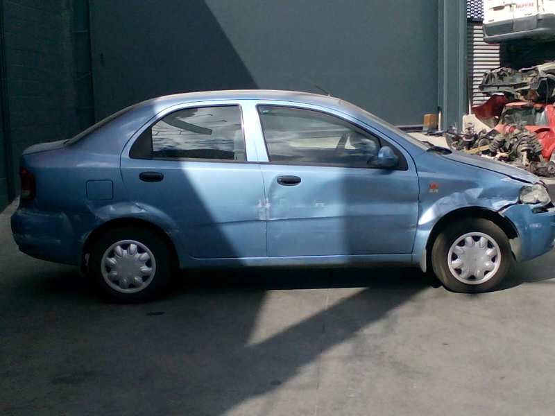 daewoo kalos del año 2004