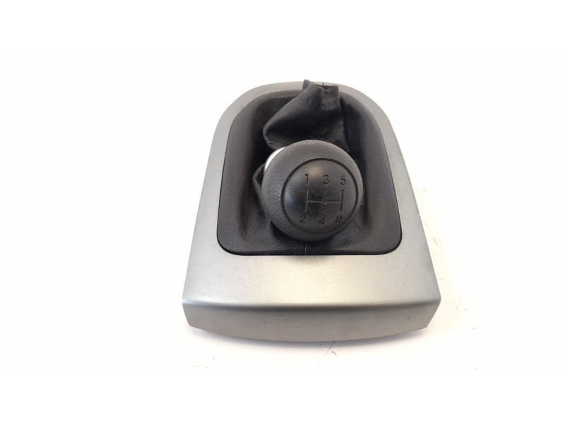 Recambio de pomo palanca cambio para kia rio 1.2 cat referencia OEM IAM 437111Y200HU  