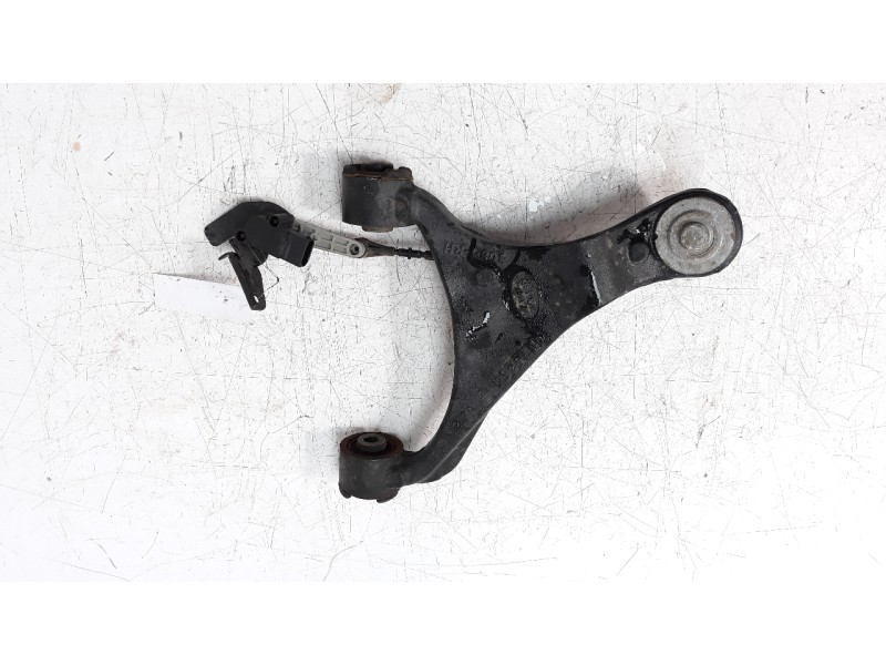 Recambio de brazo suspension superior delantero derecho para land rover range rover sport 3.0 td v6 cat referencia OEM IAM RBJ50