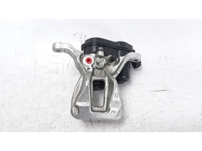 Recambio de pinza de freno trasera derecha para toyota c-hr referencia OEM IAM 46310F4011 47830 F4030 