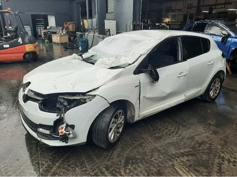 renault megane iii berlina 5 p del año 2014
