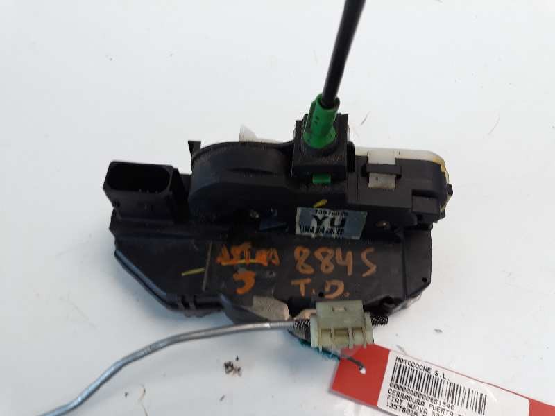 Recambio de cerradura puerta trasera derecha para fiat nuova 500 (150) lounge referencia OEM IAM 13578025  