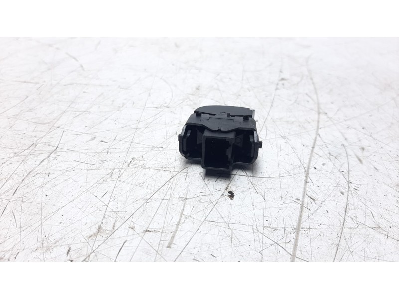 Recambio de mando elevalunas delantero derecho para ford fiesta (ccn) 1.25 16v cat referencia OEM IAM 1850432  