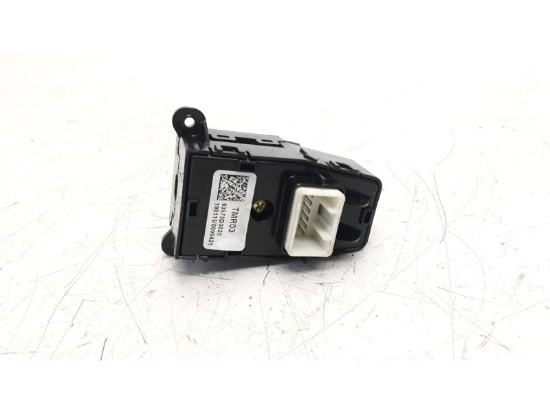 Recambio de mando retrovisor para hyundai tucson 1.6 crdi cat referencia OEM IAM 93573D3020  