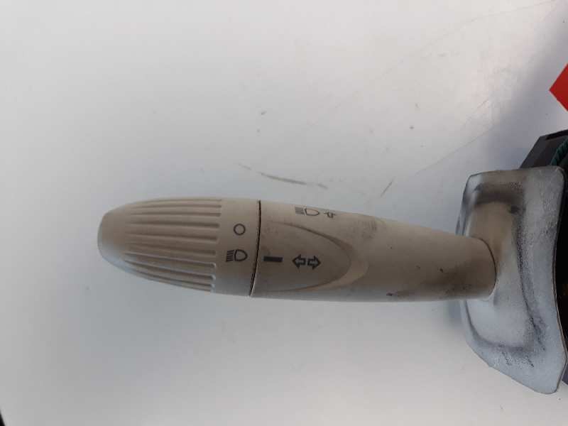 Recambio de mando multifuncion para fiat nuova 500 (150) lounge referencia OEM IAM 7354724640  