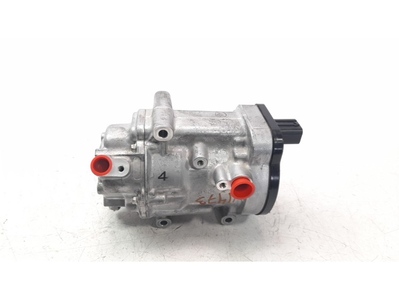 Recambio de compresor aire acondicionado para toyota corolla (e21) referencia OEM IAM 0424001202  