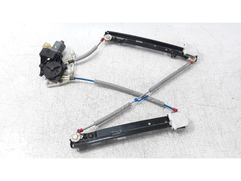 Recambio de elevalunas trasero derecho para ford b-max 1.0 ecoboost cat referencia OEM IAM 1865721  
