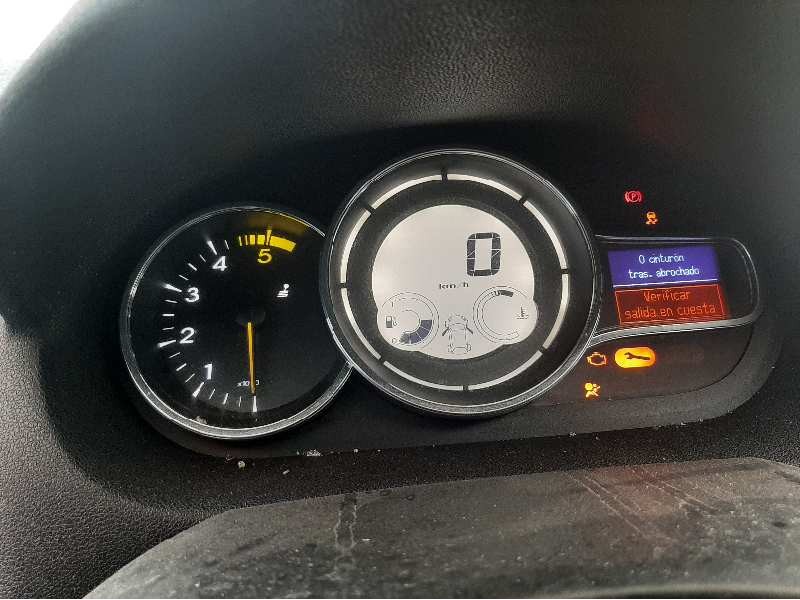 renault megane iii berlina 5 p del año 2014