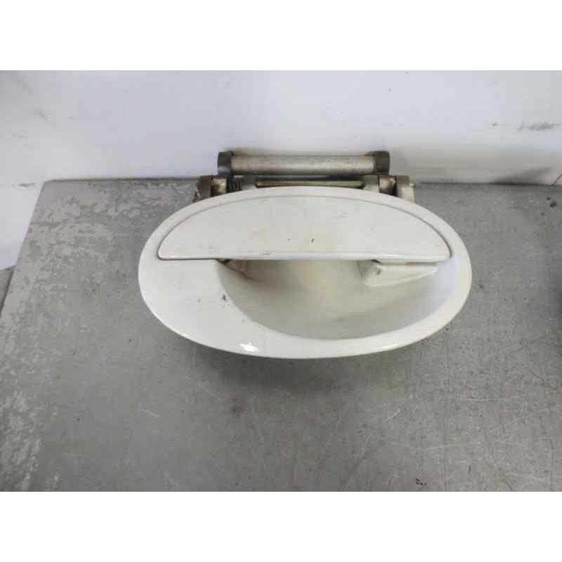 Recambio de maneta exterior delantera derecha para opel corsa c 1.7 16v cdti referencia OEM IAM 9201124 128484 