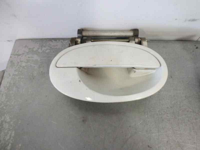 Recambio de maneta exterior delantera derecha para opel corsa c 1.7 16v cdti referencia OEM IAM 9201124 128484 