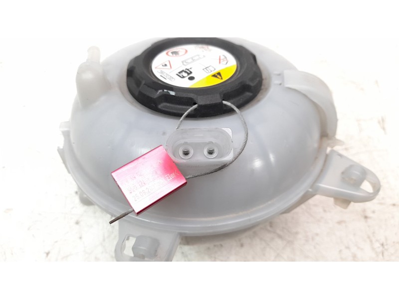 Recambio de deposito expansion para audi q7 4mg referencia OEM IAM 5Q0121407  