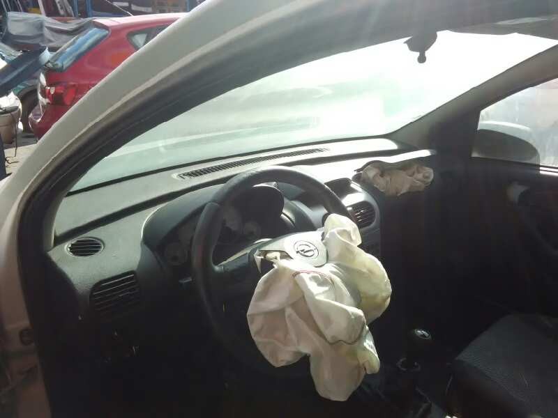 opel corsa c del año 2005