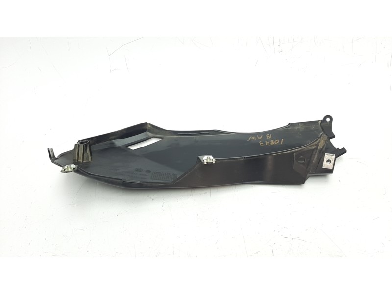 Recambio de moldura para bmw c 650 sport referencia OEM IAM 46637725010  