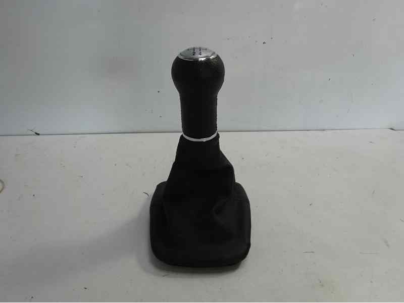 Recambio de pomo palanca cambio para volkswagen golf iv berlina (1j1) referencia OEM IAM POMOGOLFIV POM40103 