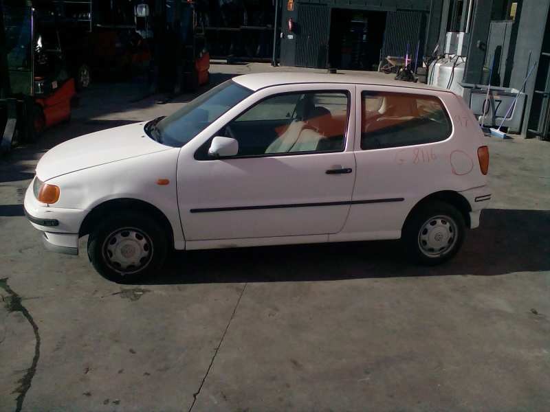 volkswagen polo berlina (6n1) del año 1997