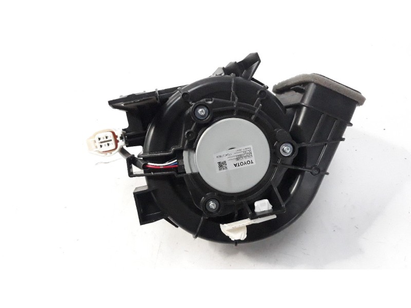 Recambio de ventilador calefaccion para toyota c-hr referencia OEM IAM G923047080 1704027808 