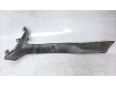 Recambio de moldura para kymco g-dink 125 referencia OEM IAM 83510ACD5E000   2