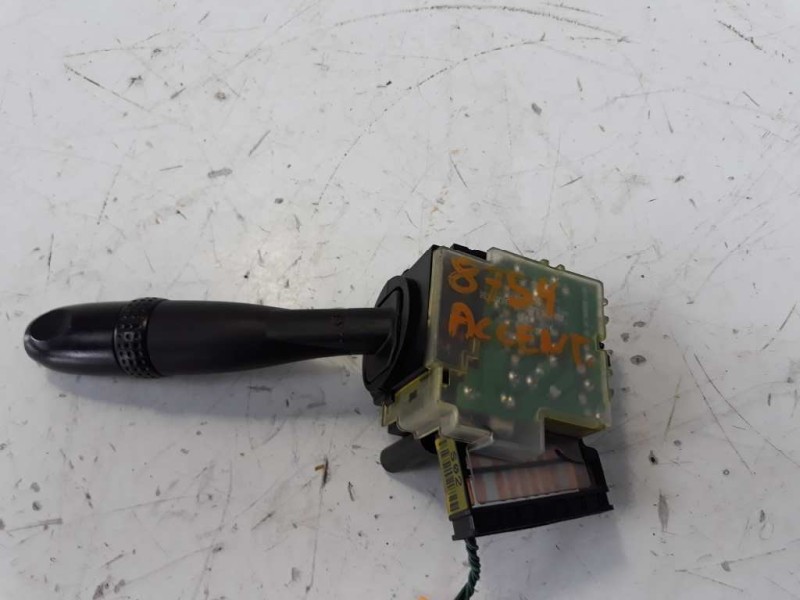 Recambio de mando limpia para hyundai accent (mc) gl crdi referencia OEM IAM   