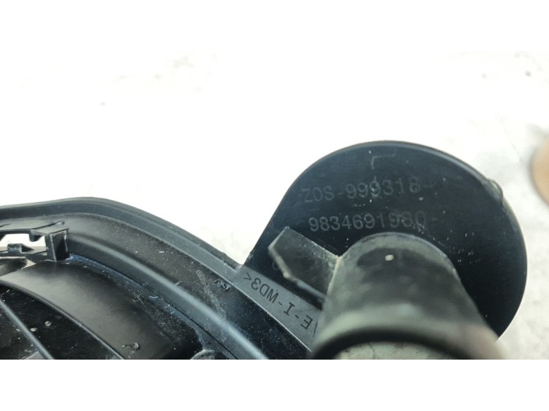 Recambio de rejilla paragolpes central para citroen c4 berlina e-feel pack referencia OEM IAM 9834691980  
