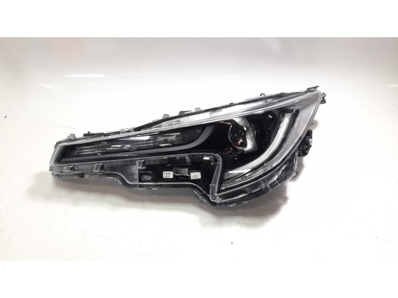 Recambio de faro izquierdo para toyota corolla (e21) referencia OEM IAM 90154014 108910002 