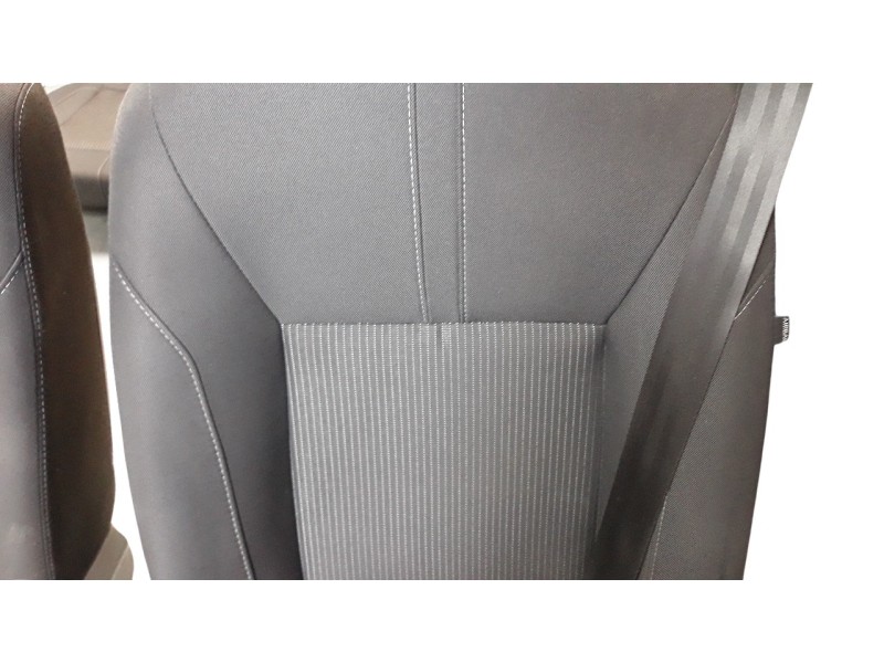 Recambio de juego asientos completo para ford b-max 1.0 ecoboost cat referencia OEM IAM 1871437  