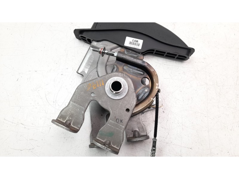 Recambio de palanca freno para hyundai tucson 1.6 crdi cat referencia OEM IAM 59710D7000TRY  