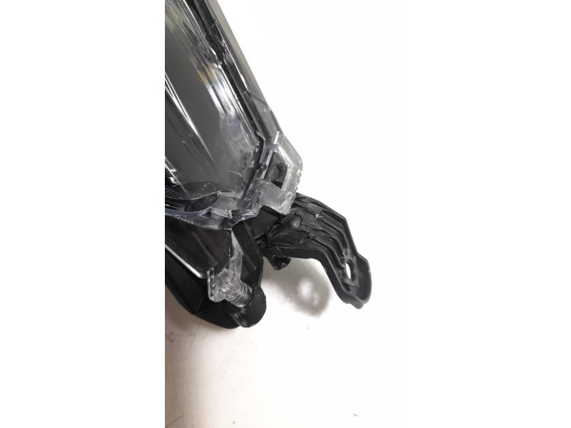 Recambio de faro izquierdo para toyota corolla (e21) referencia OEM IAM 90154014 108910002 