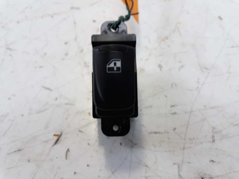 Recambio de mando elevalunas trasero izquierdo para hyundai accent (mc) gl crdi referencia OEM IAM 202005491  