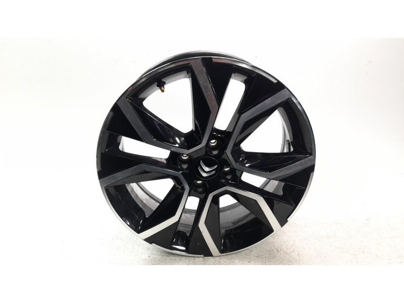 Recambio de llanta para citroen c4 berlina e-feel pack referencia OEM IAM 98334850ZR  