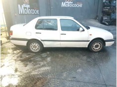 VOLKSWAGEN VENTO (1H2)