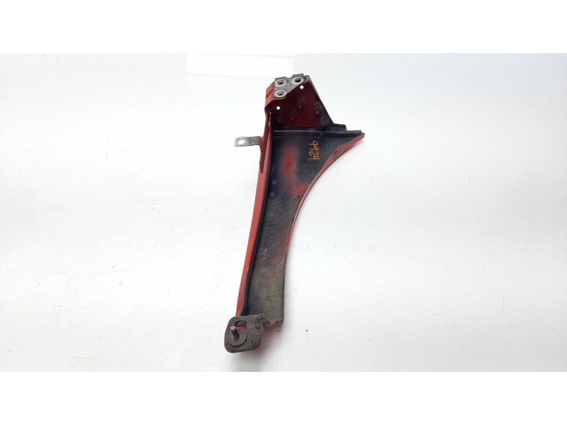 Recambio de aleta delantera izquierda para audi r8 (423) 4.2 fsi referencia OEM IAM 420821105C  