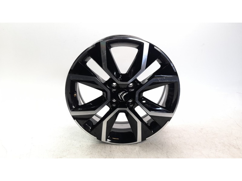 Recambio de llanta para citroen c4 berlina e-feel pack referencia OEM IAM 98334850ZR  