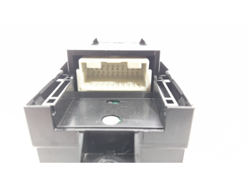 Recambio de mando elevalunas delantero izquierdo para toyota corolla (e21) referencia OEM IAM 8404002160  
