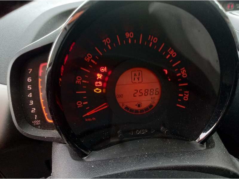 toyota aygo del año 2015