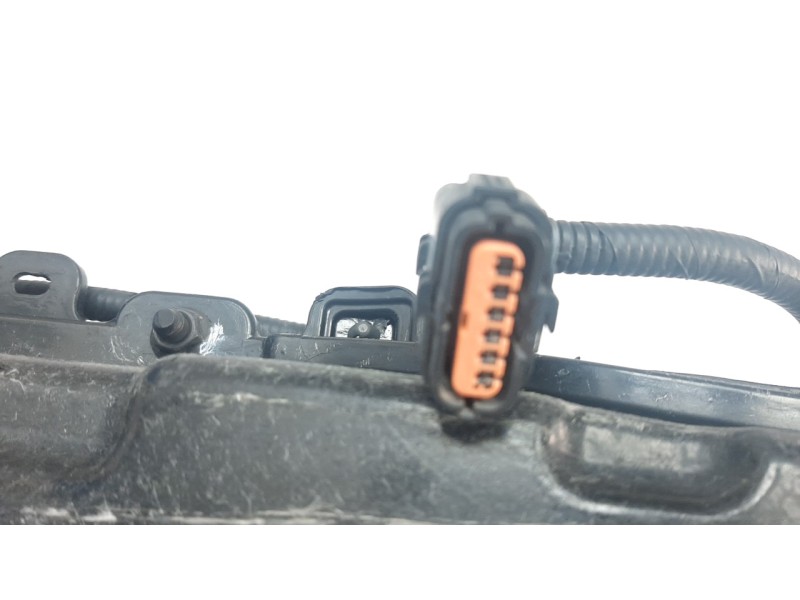 Recambio de refuerzo paragolpes trasero para hyundai tucson 1.6 crdi cat referencia OEM IAM 86631D7000  