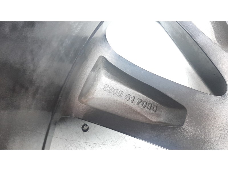 Recambio de llanta para mazda cx-3 100 aniversario referencia OEM IAM 9965417080  