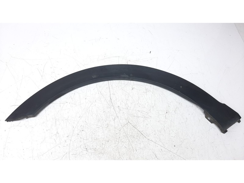 Recambio de aletin delantero izquierdo para kia stonic (ybcuv) 1.6 crdi cat referencia OEM IAM 87713H8400  