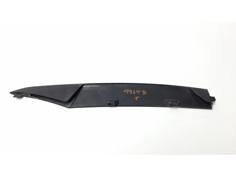 Recambio de molduras traseras para audi r8 (423) 4.2 fsi referencia OEM IAM 420807460  