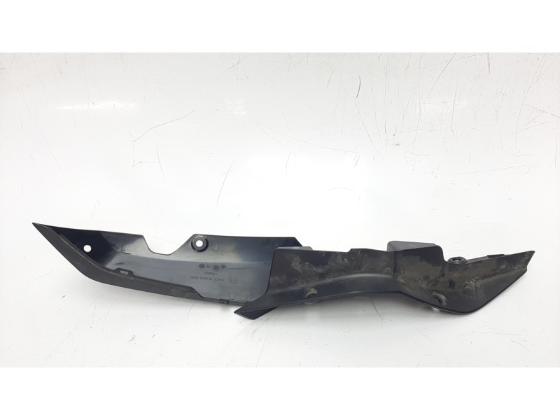 Recambio de moldura para bmw r 1250 r referencia OEM IAM 46638543526  