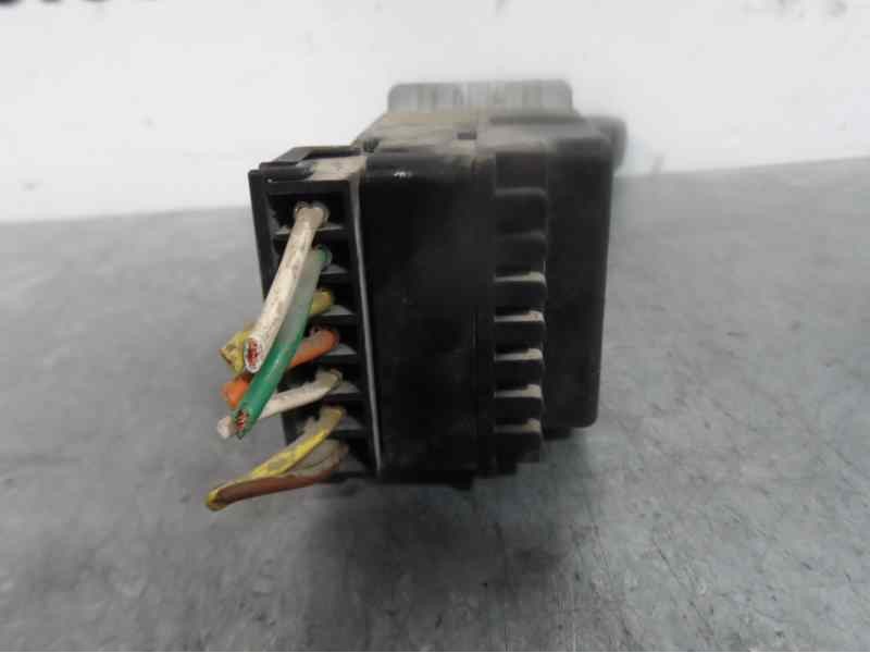 Recambio de mando limpia para renault rapid/express (f40) 1.9 d familiar (f40p) referencia OEM IAM 7700305952  