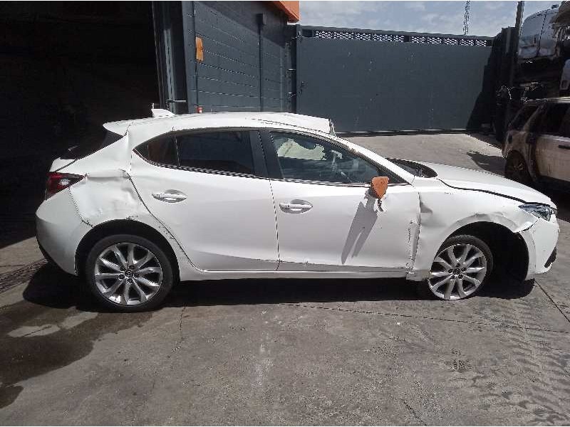 mazda 3 lim. () del año 2015