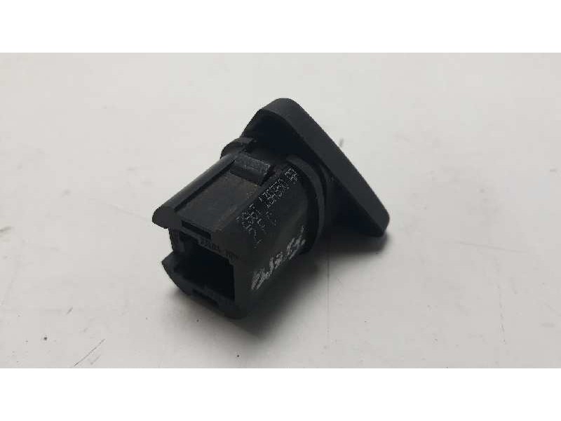 Recambio de warning para ford fiesta (cbk) 1.4 tdci cat referencia OEM IAM 2S6T13A350AA  