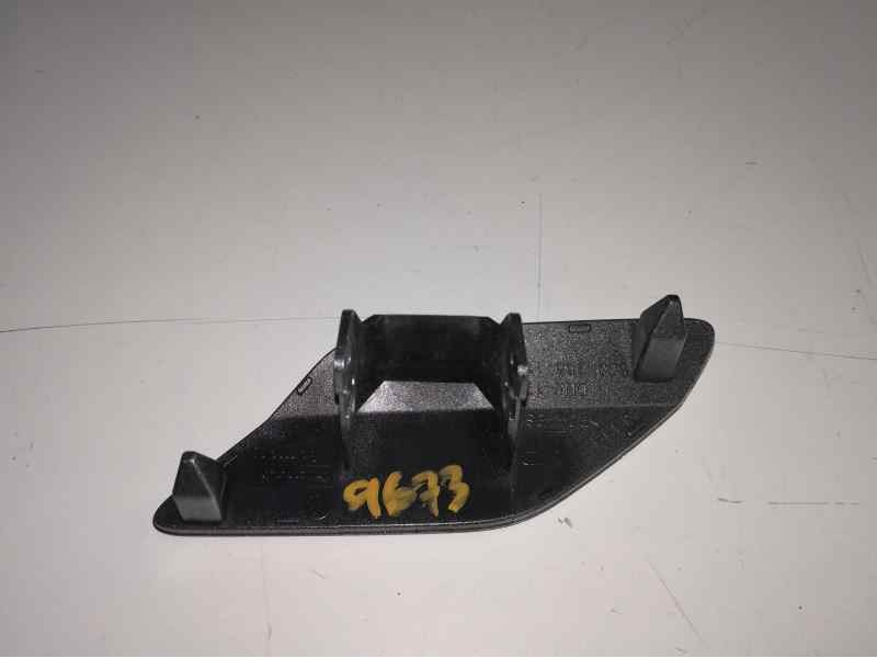 Recambio de molduras delanteras para volkswagen golf vii lim. gti bluemotion referencia OEM IAM 5G0955110A  