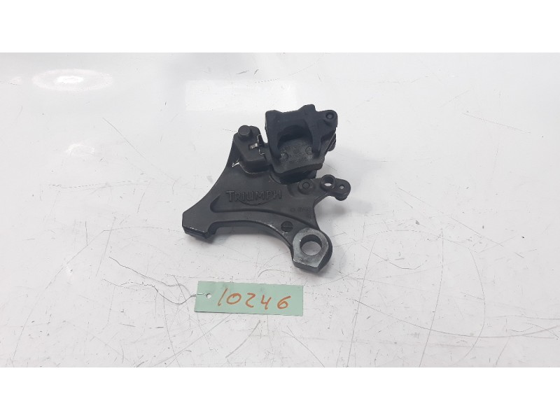 Recambio de pinza de freno trasera derecha para triumph street triple street triple r referencia OEM IAM 2024900  