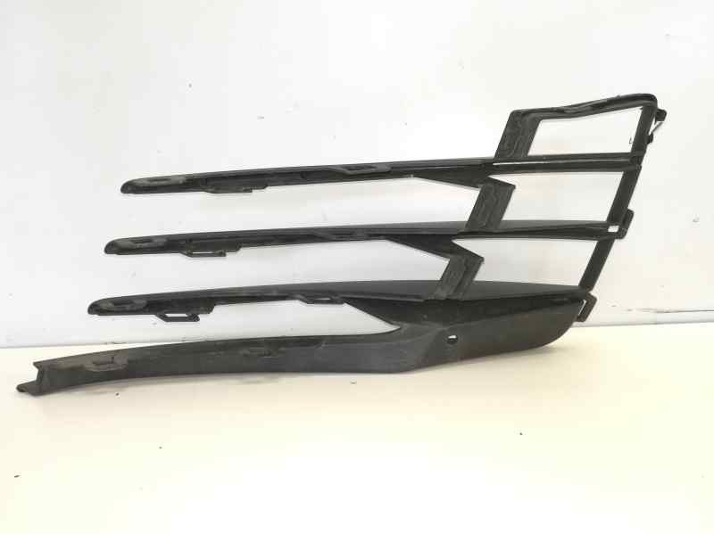 Recambio de rejilla paragolpes derecha para volkswagen golf vii lim. gti bluemotion referencia OEM IAM 5G0853666E  
