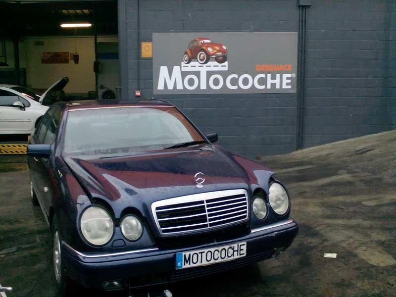 mercedes-benz clase e (w210) berlina del año 1996