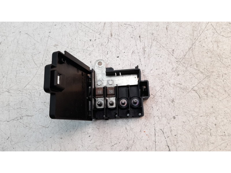 Recambio de caja reles / fusibles para audi q7 4mg referencia OEM IAM 4M0941824AR  