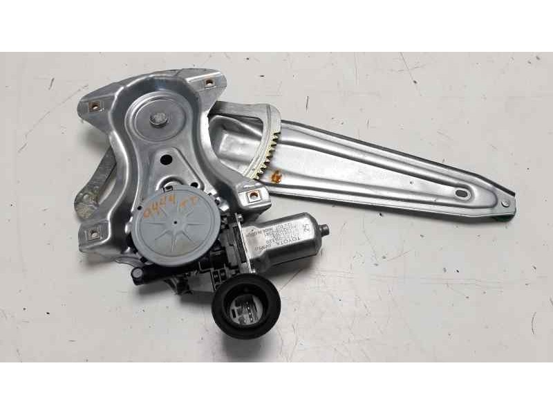 Recambio de elevalunas trasero derecho para toyota yaris active referencia OEM IAM 698300D220  